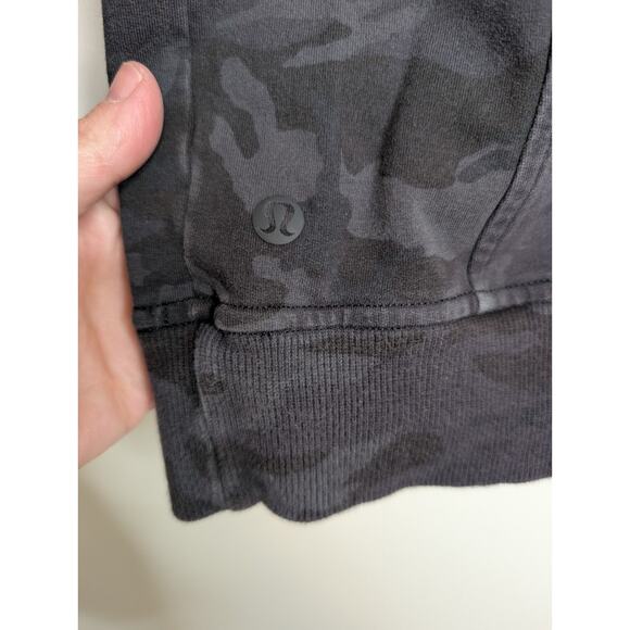 Lululemon Scuba Crew size 8 Incognito Camo Grey Black Pullover Sweatshirt - Picture 5 of 9